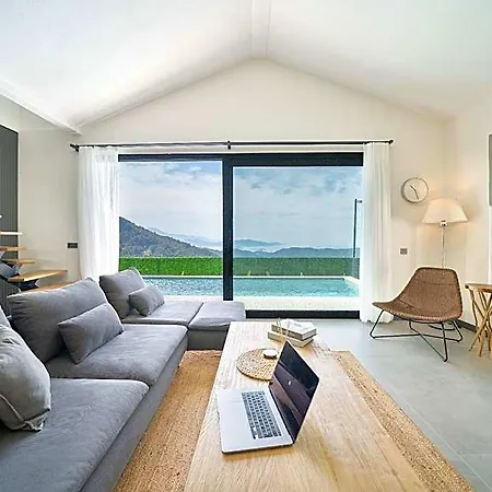Oxy Seaview Private Pool Indoor Heated Pool Hotel *