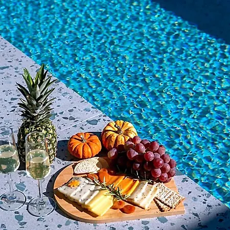 Oxy Seaview Private Pool Indoor Heated Pool *
